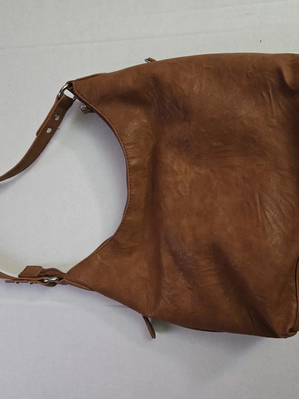 MultiSac Brown Hobo Shoulder Bag Zip Closure Multi-Pocket Non-Adjustable Strap